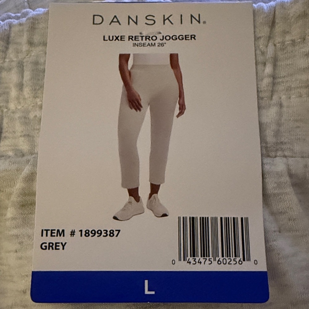 Danskin Luxe Retro Jogger in Grey - NWT and incredibly soft